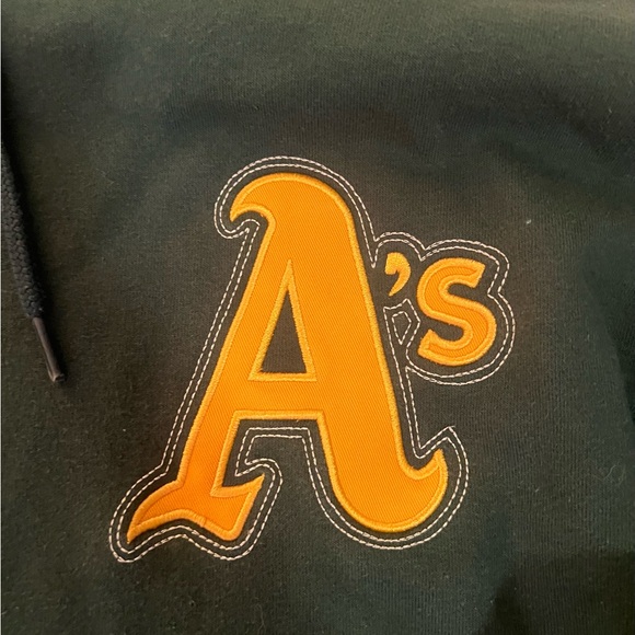 Oakland A's Wright & Ditson Forest Green Hoodie with Oakland City Skyline - Picture 3 of 5